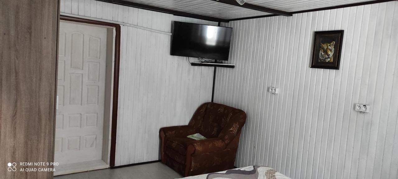 Aparthotel Kazka à Yablunytsya Extérieur photo