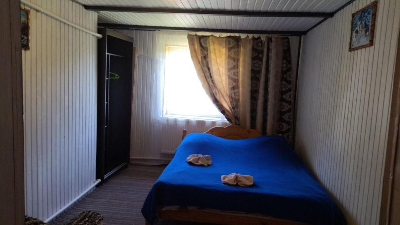 Aparthotel Kazka à Yablunytsya Extérieur photo